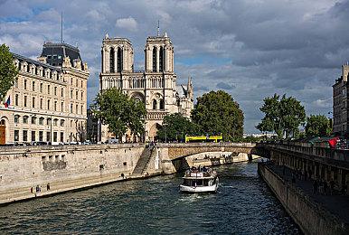 《黑色沙漠》旧主机版即将关闭 6月26日更新